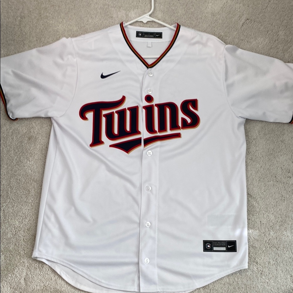 Nike White and Red Minnesota Twins Baseball Jersey